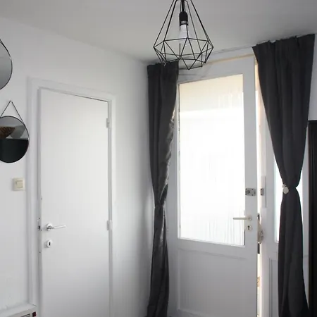 Joli à Louer à La Belge